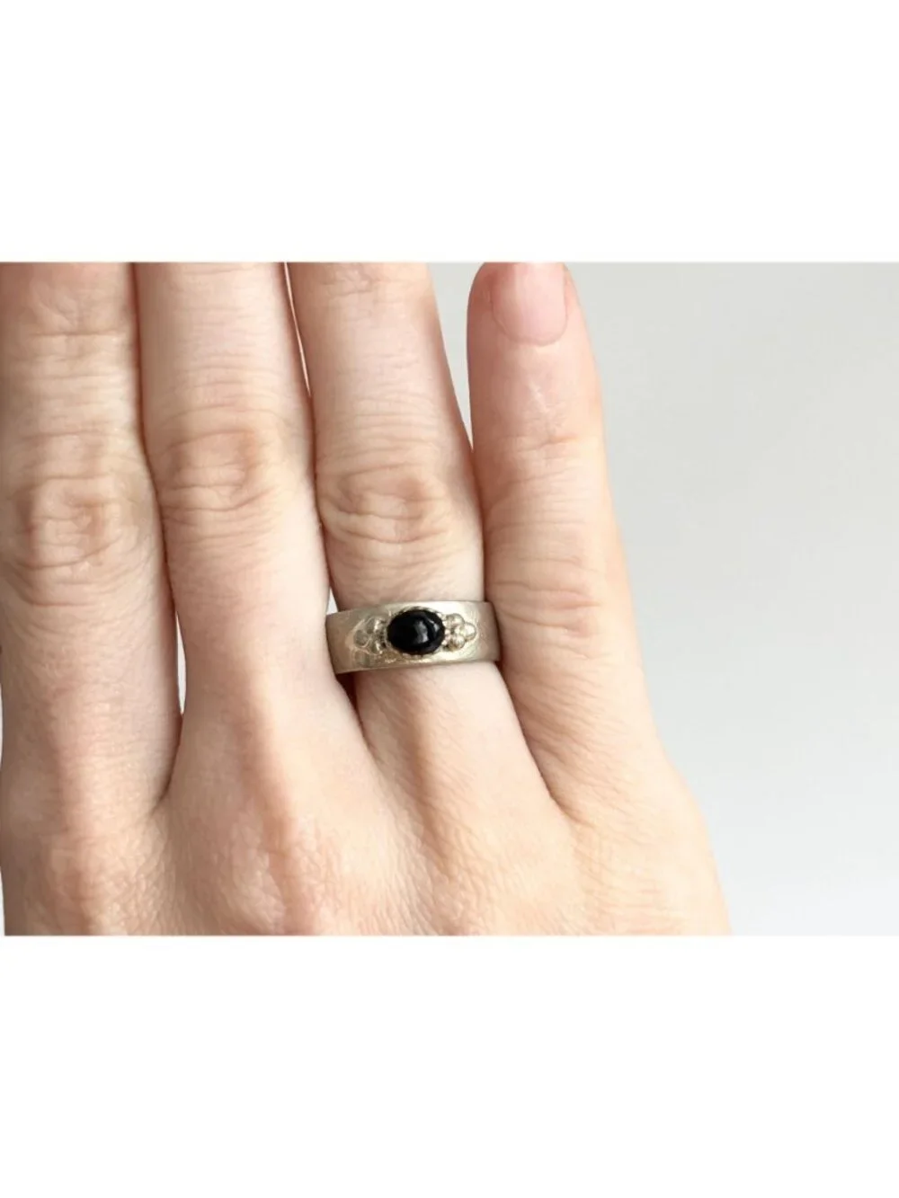Southwest Style Minimalist Black Onyx Sterling Silver 925 Vintage Ring - sz 6.75